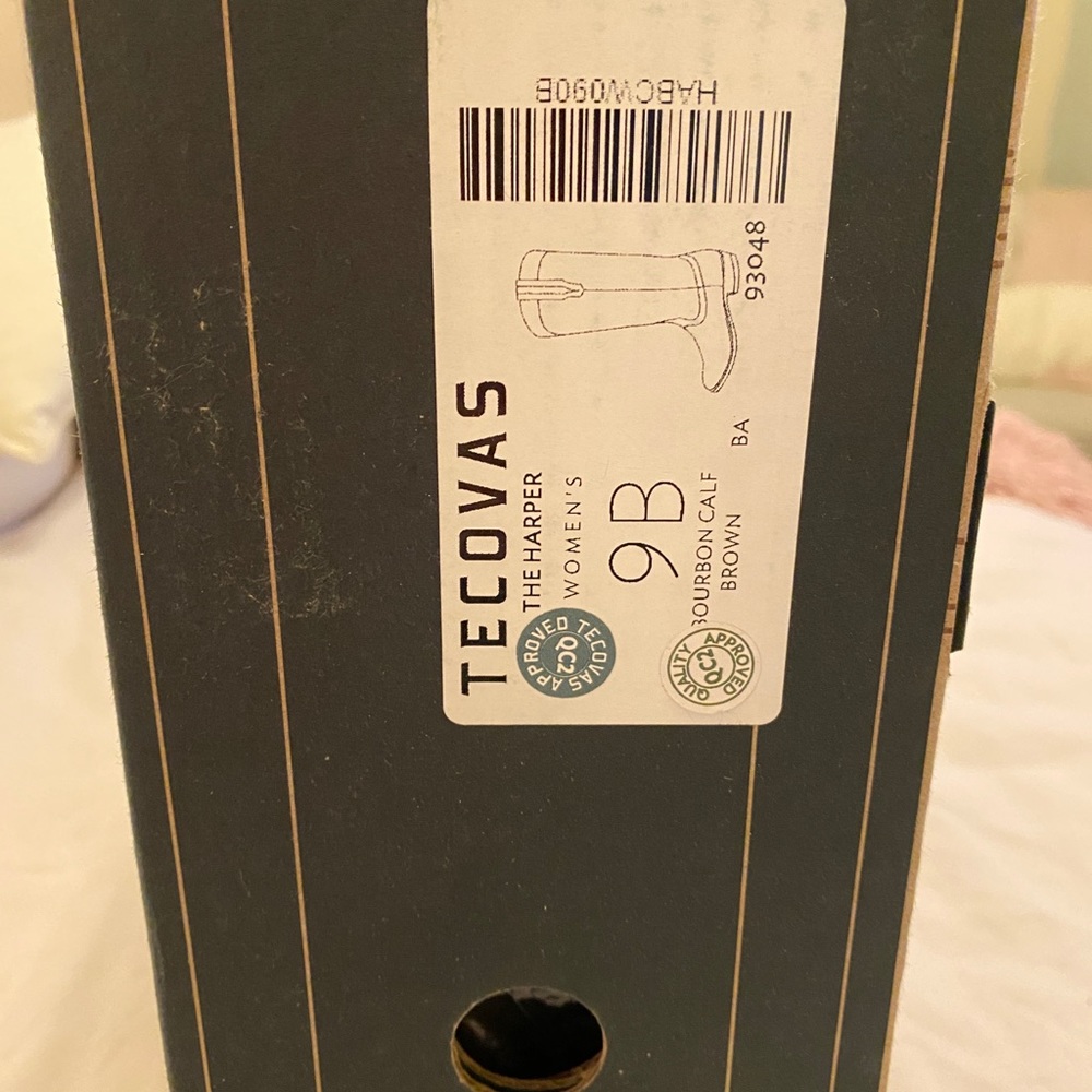 Boots - Picture 3 of 4